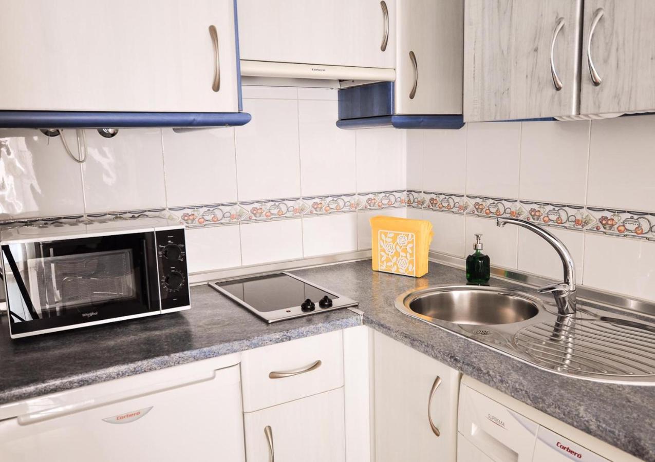 Holidays2Malaga Refino Studio High Speed Wifi Apartment Exterior photo